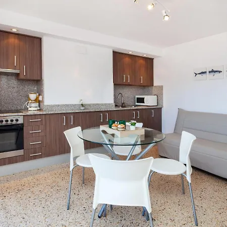Apartment Blue Ocean-3 By Interhome Llanca